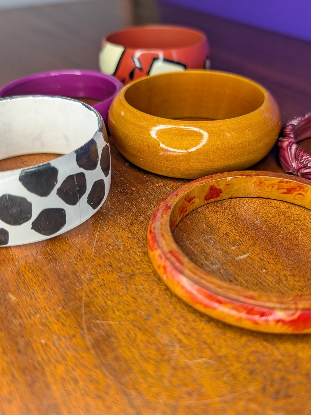 Vintage Mid Century Stacking Bangle Bracelet Lot 6pc Retro Lucite Acrylic Wood - Picture 14 of 16